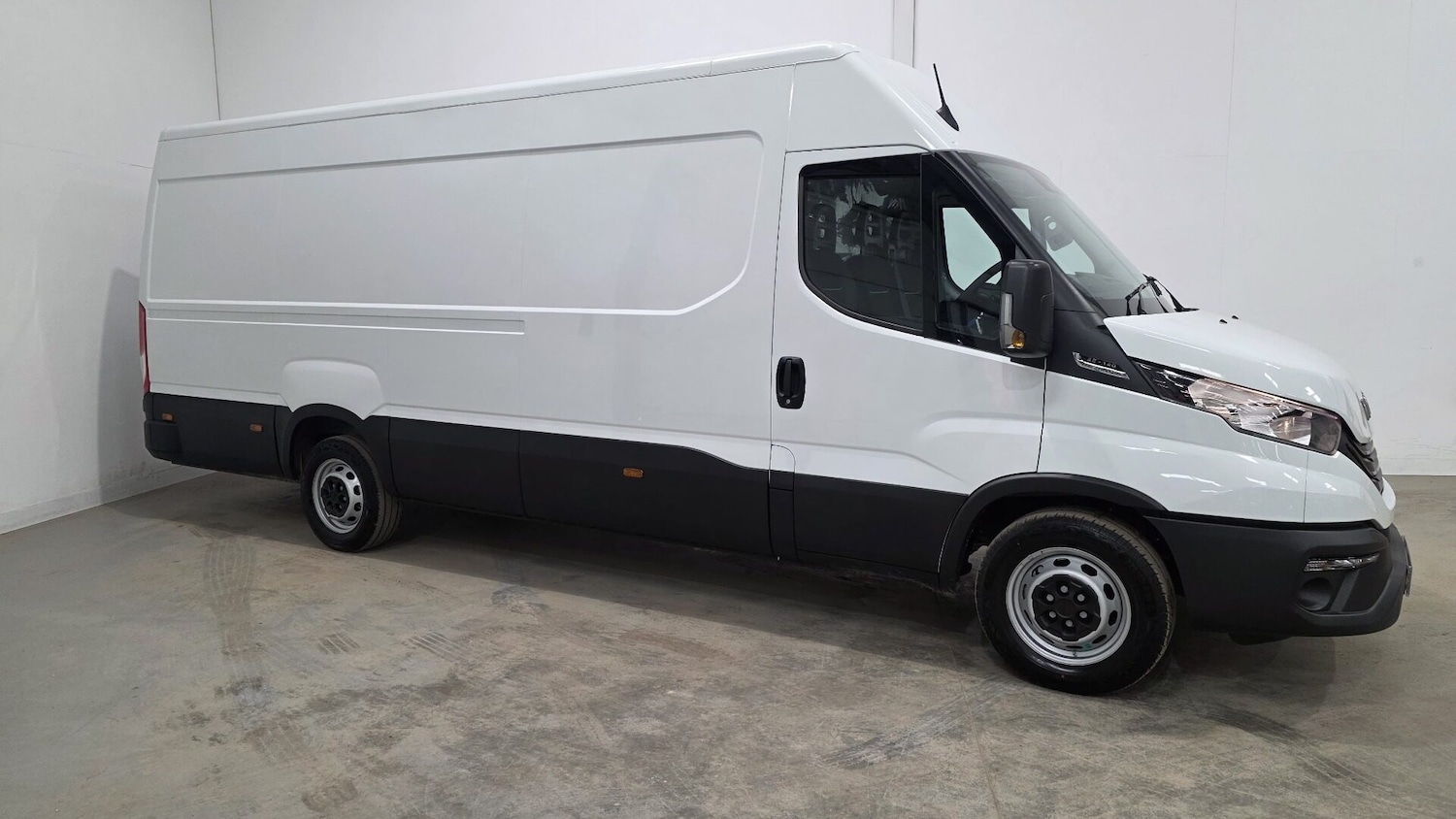 Used Iveco Daily for sale - 78012862: Photo 2
