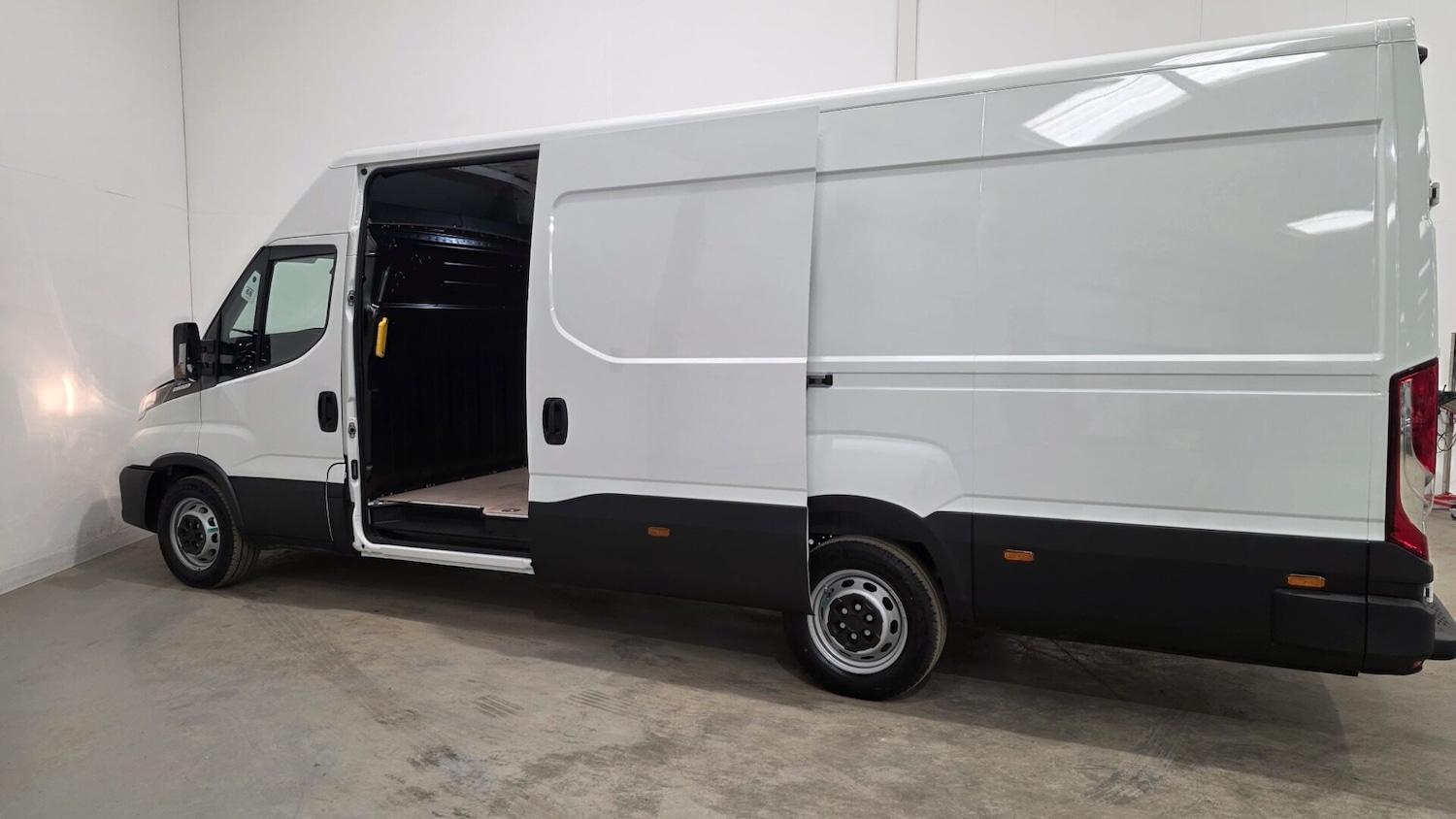 Used Iveco Daily for sale - 78012862: Photo 8