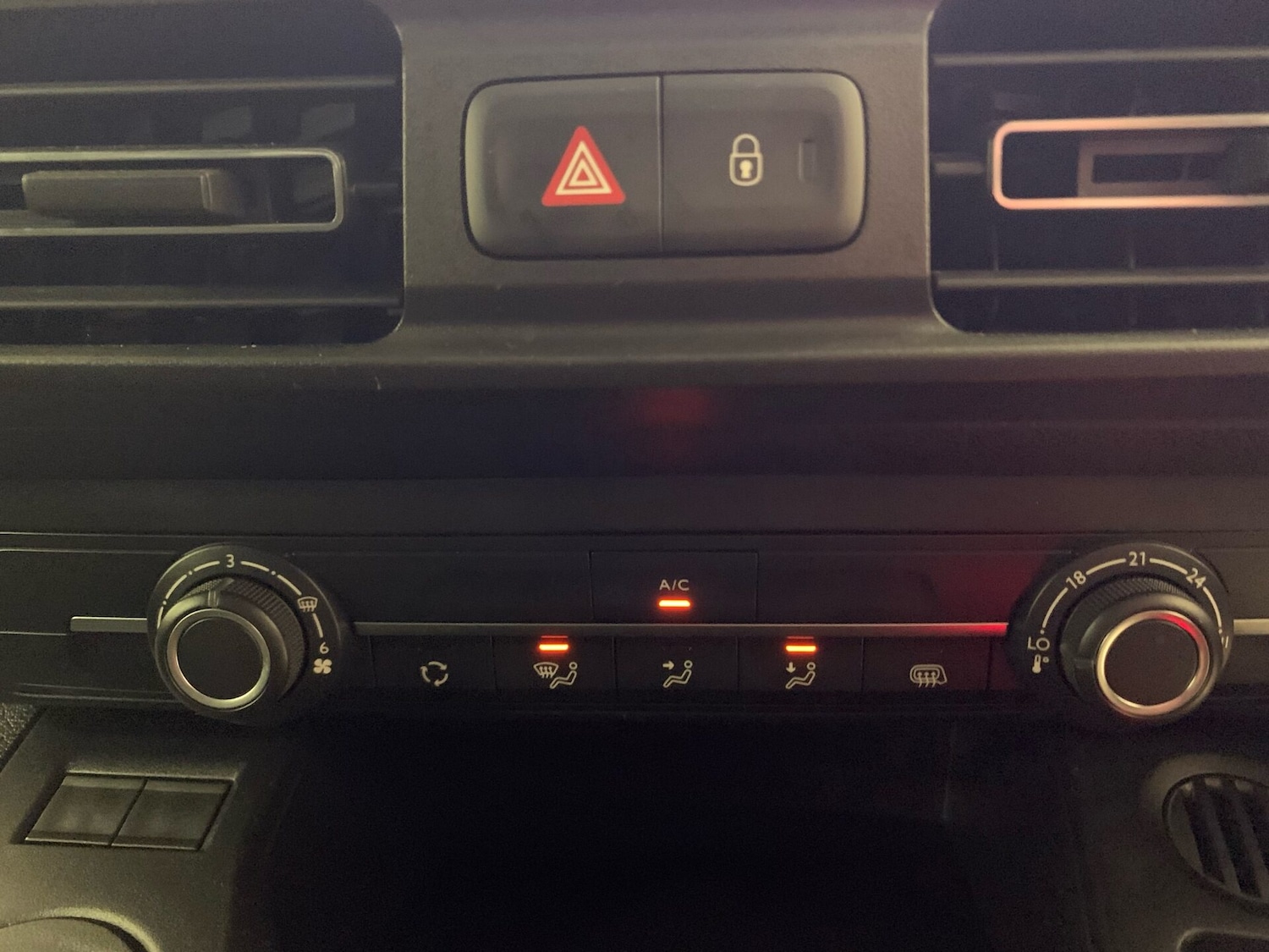 Used Citroen Berlingo 2024 for sale - 76264513: Photo 23