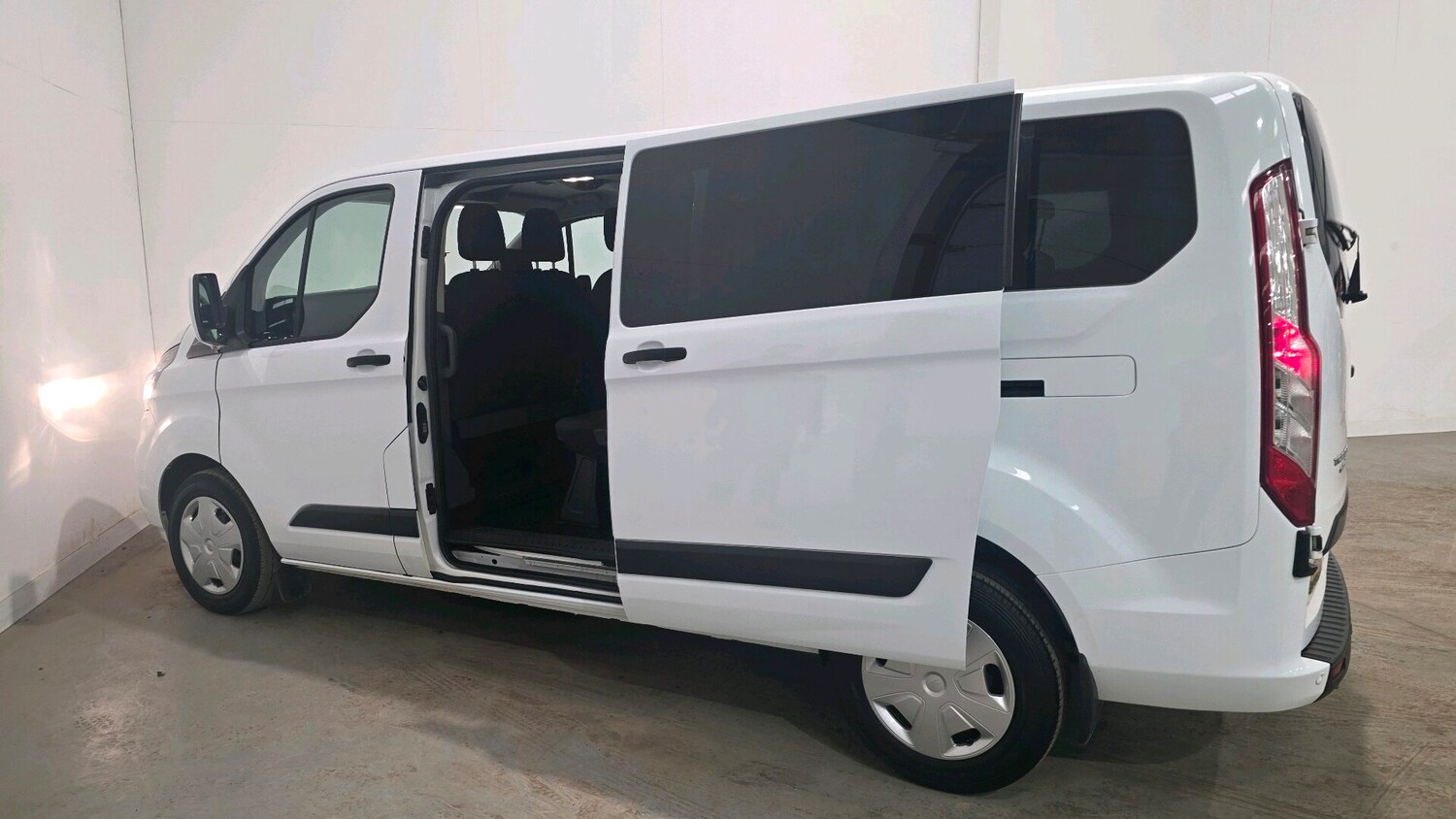Used Ford Transit Custom 2022 for sale - 77790268: Photo 13