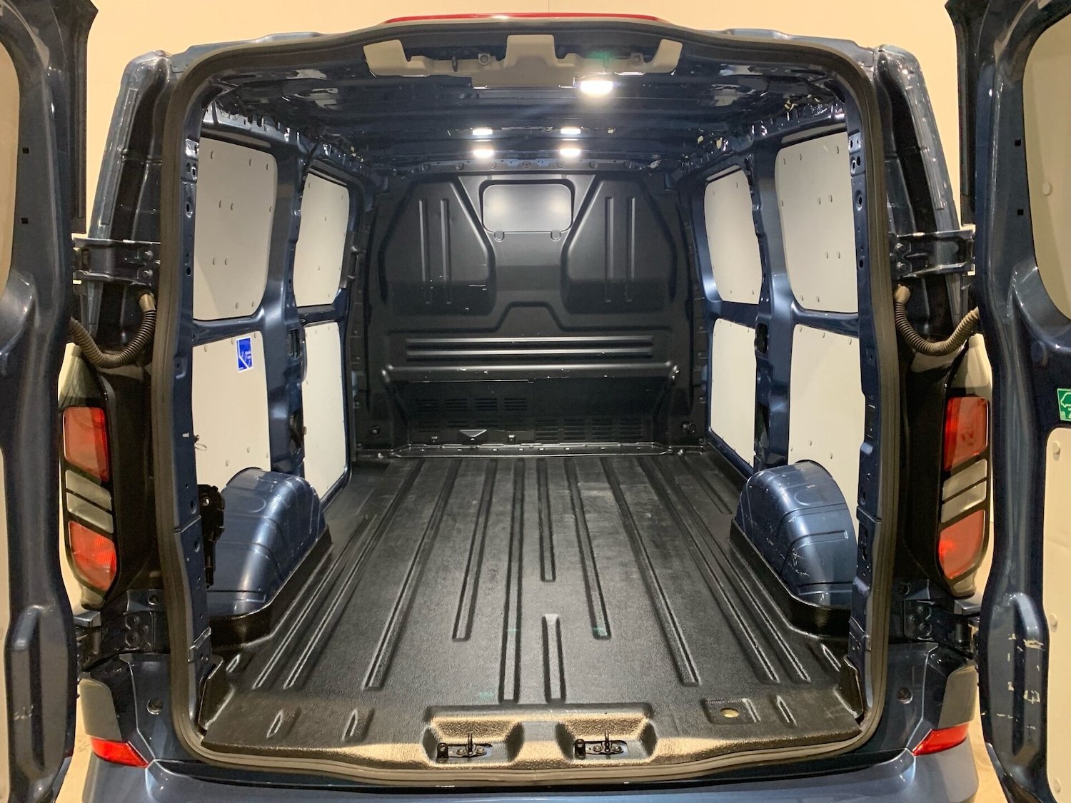 Used Ford Transit Custom 2024 for sale - 77391798: Photo 7