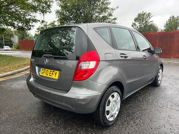 Used Mercedes-Benz A-Class 2010 for sale - 79260831: Photo