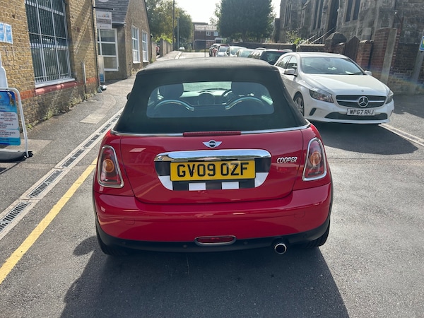 Used MINI Convertible 2009 for sale - 72824957: Photo 17