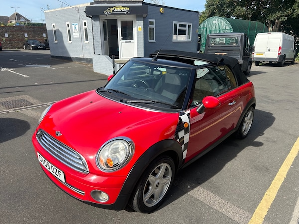 Used MINI Convertible 2009 for sale - 72824957: Photo 22