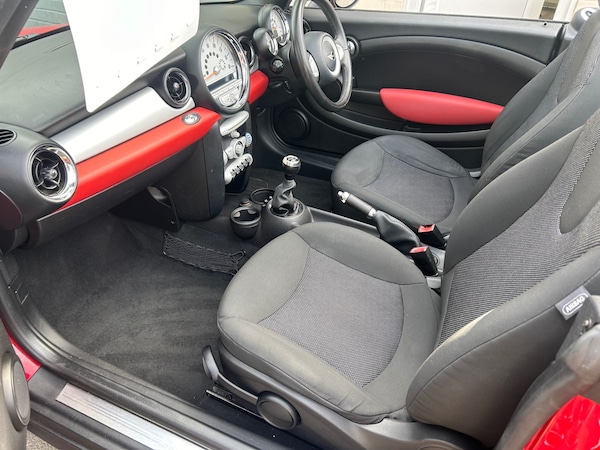 Used MINI Convertible 2009 for sale - 72824957: Photo 23