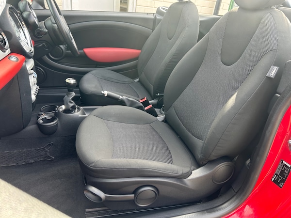 Used MINI Convertible 2009 for sale - 72824957: Photo 24
