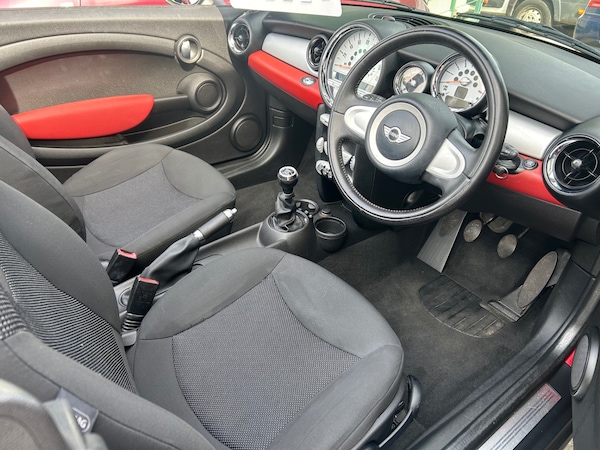 Used MINI Convertible 2009 for sale - 72824957: Photo 26