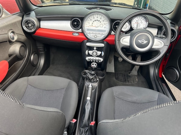 Used MINI Convertible 2009 for sale - 72824957: Photo 28