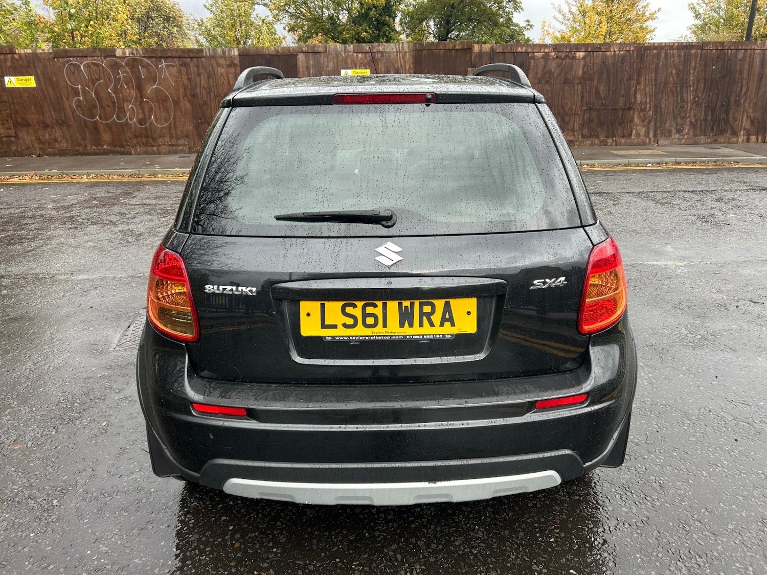 Used Suzuki SX4 2011 for sale - 76525654: Photo 6