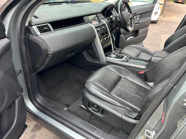 Used Land Rover Discovery Sport 2015 for sale - 75700377: Photo 15
