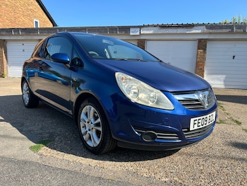 Used Vauxhall Corsa 2009 for sale - 75700343: Photo