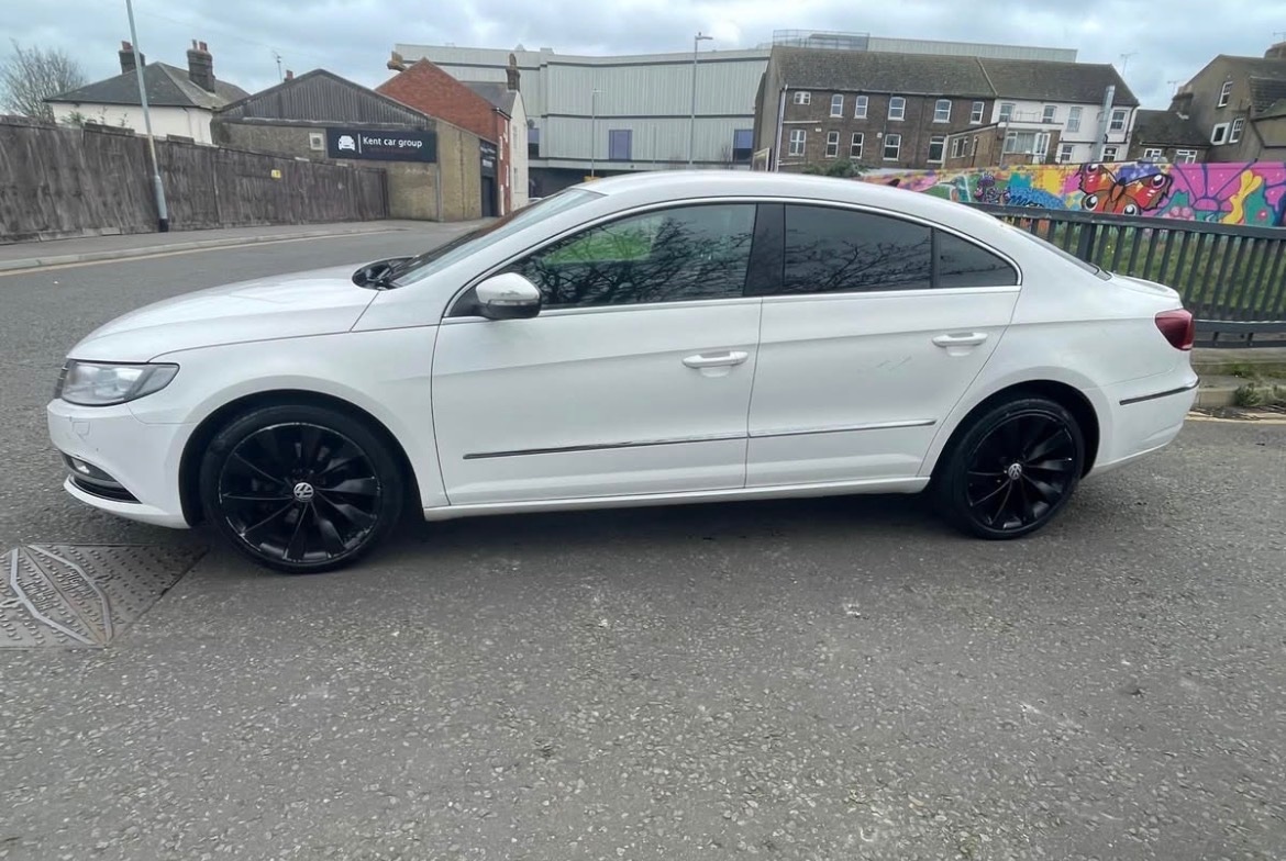 Used Volkswagen CC 2014 for sale - 77931345: Photo 4