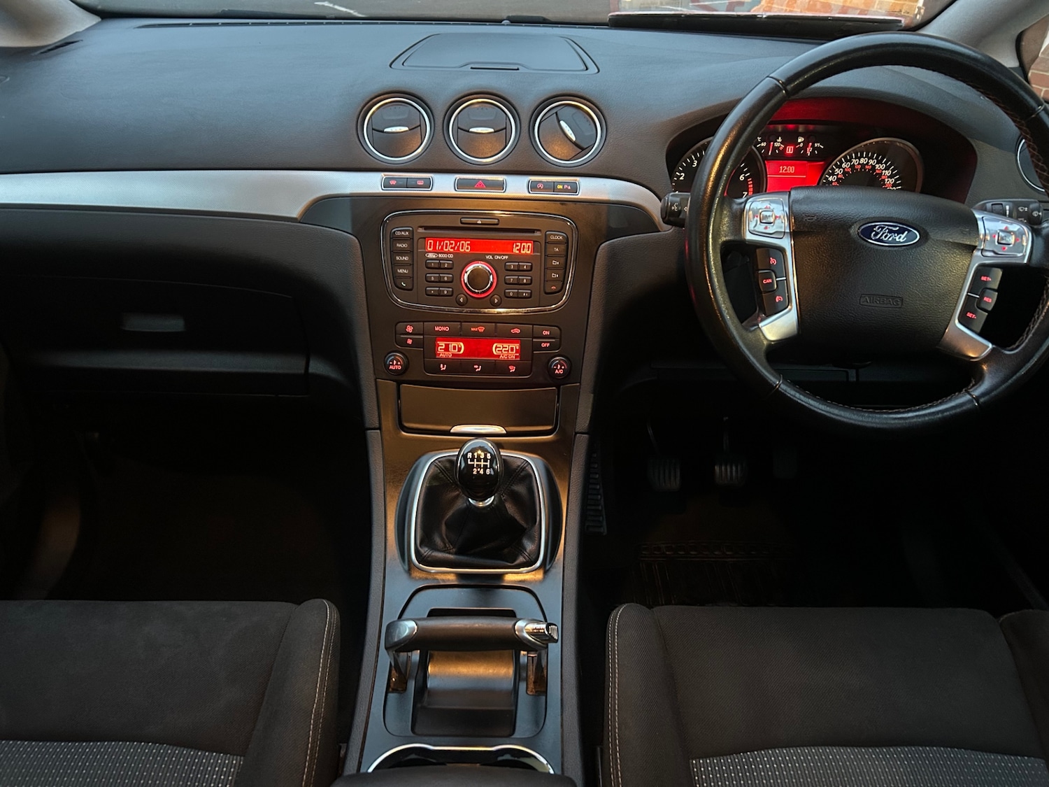 Used Ford S-Max 2012 for sale - 76525659: Photo 15