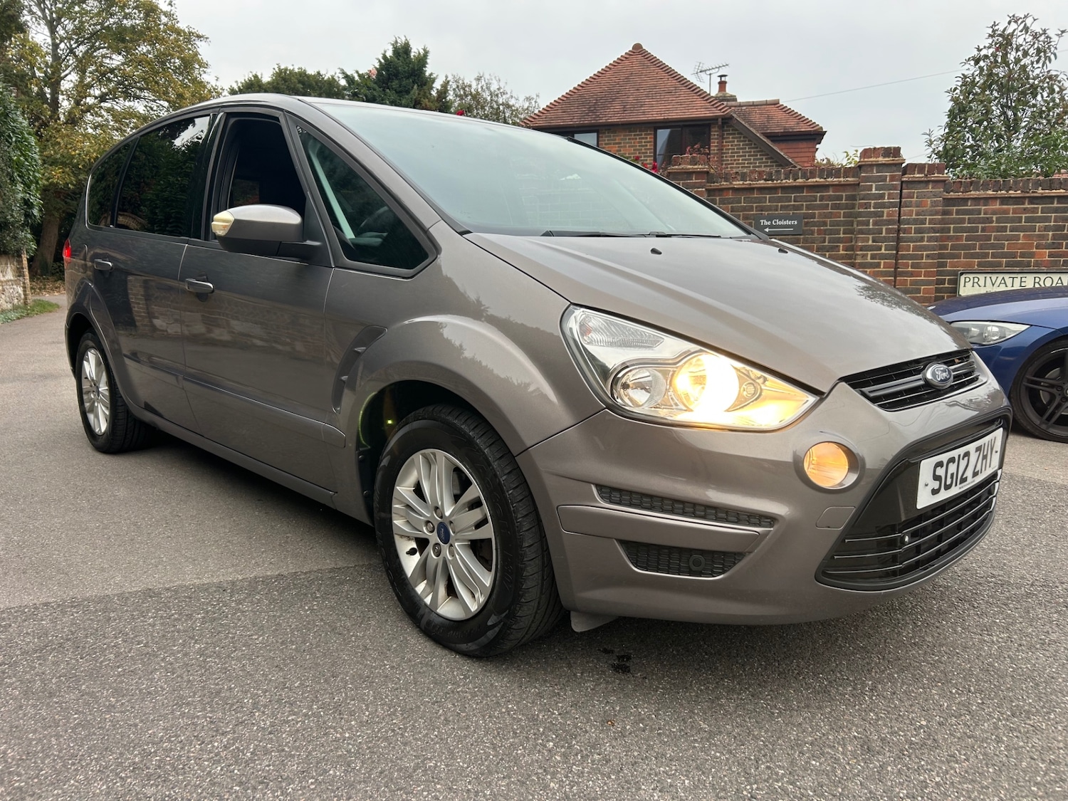 Used Ford S-Max 2012 for sale - 76525659: Photo 2
