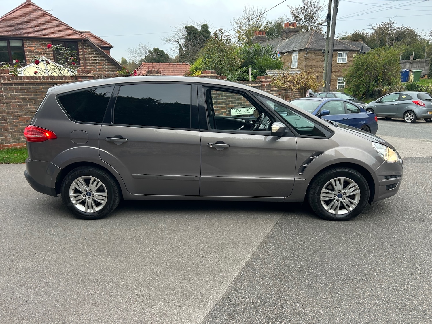 Used Ford S-Max 2012 for sale - 76525659: Photo 3