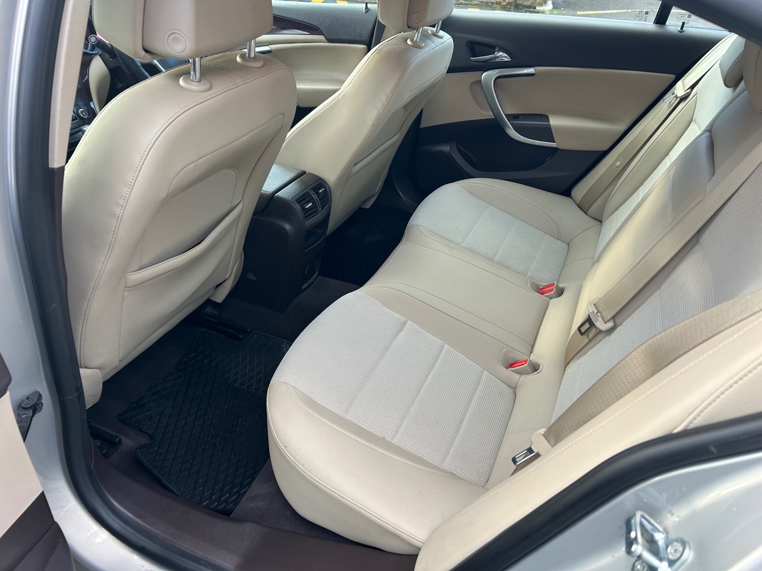 Used Vauxhall Insignia 2010 for sale - 77240222: Photo 17