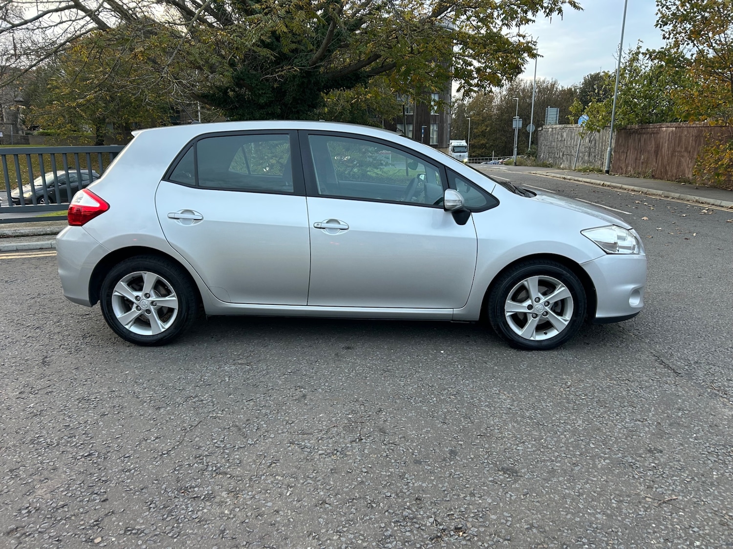 Used Toyota Auris 2010 for sale - 76525648: Photo 3