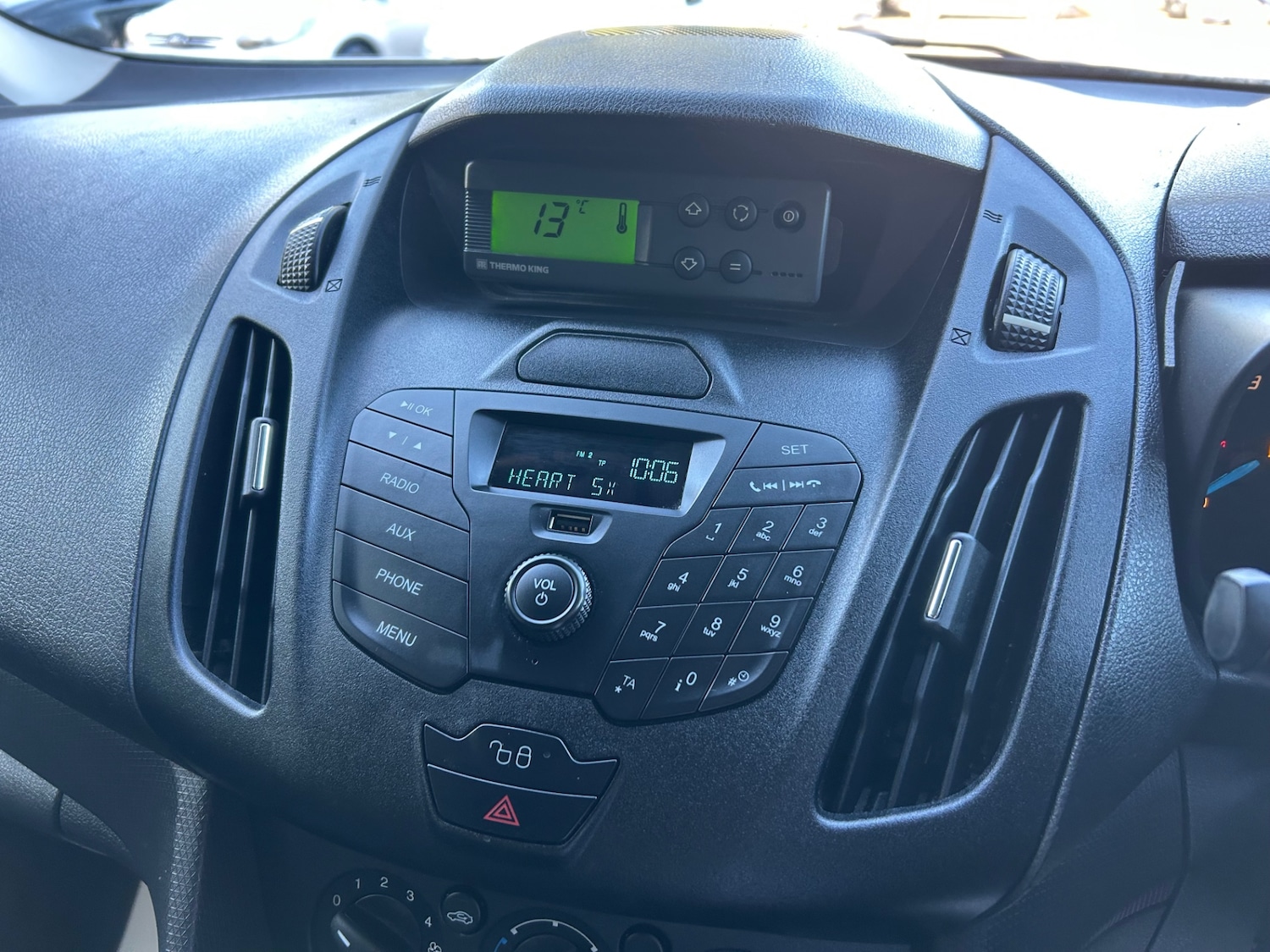 Used Ford Transit Connect 2015 for sale - 76205732: Photo 16