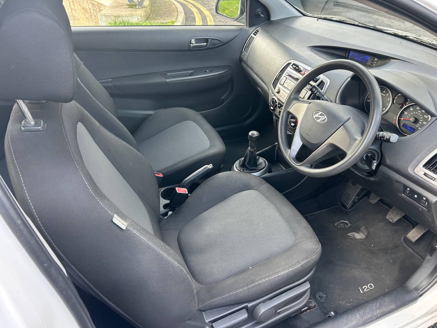 Used Hyundai i20 2012 for sale - 77896109: Photo 13