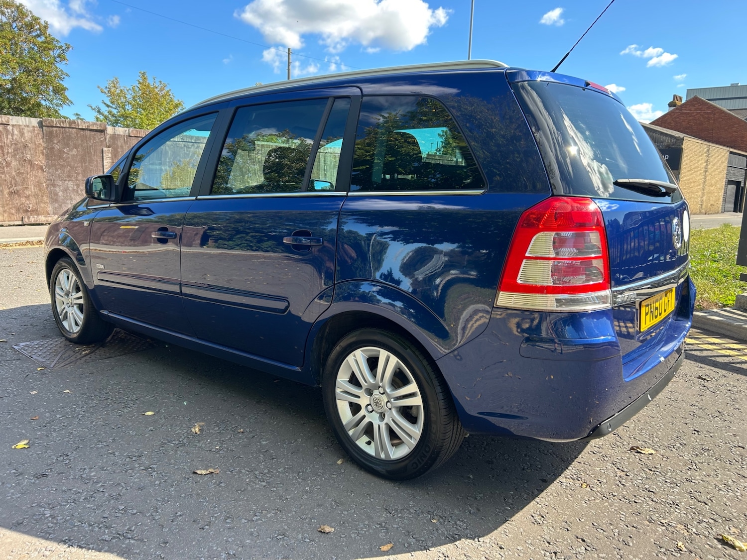 Used Vauxhall Zafira 2010 for sale - 76096652: Photo 7