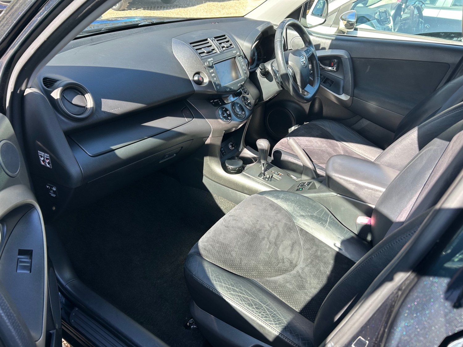 Used Toyota RAV4 2011 for sale - 78139603: Photo 16