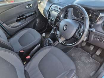 Used Renault Captur 2015 for sale - 74229431: Photo