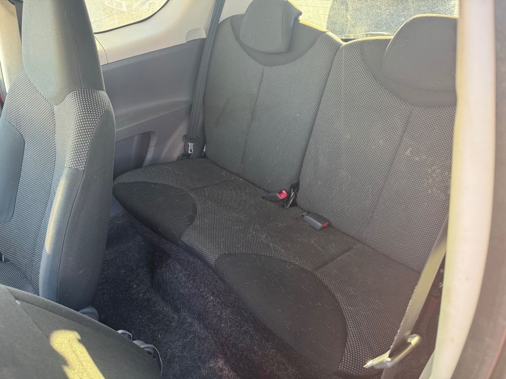 Used Toyota AYGO 2012 for sale - 76686206: Photo 10