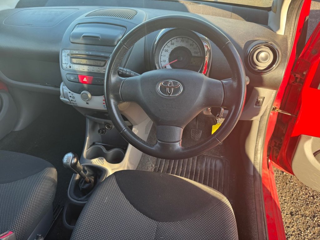 Used Toyota AYGO 2012 for sale - 76686206: Photo 7
