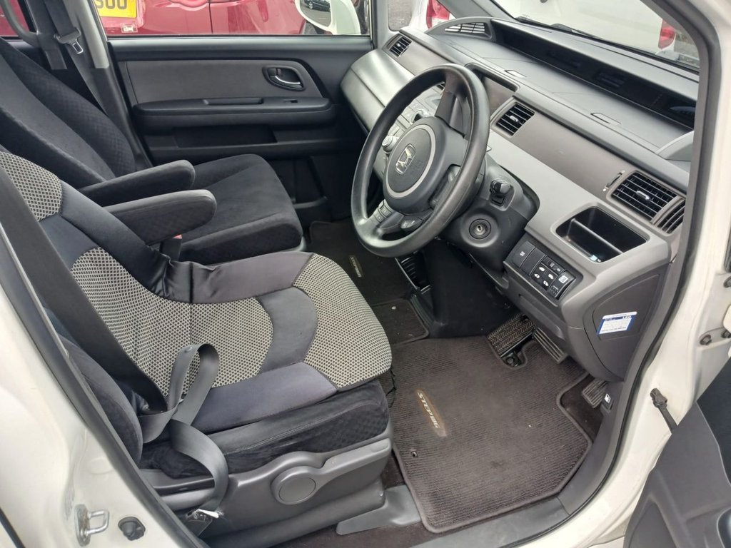 Used Honda Stepwagon 2021 for sale - 76791963: Photo 4