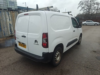 Used Citroen Berlingo 2020 for sale - 76792192: Photo
