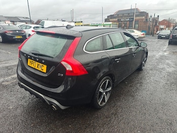 Used Volvo V60 2017 for sale - 78008757: Photo