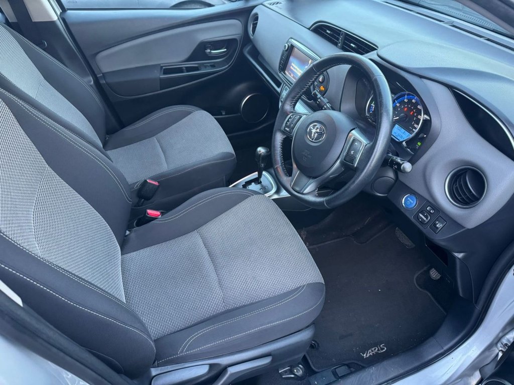 Used Toyota Yaris 2014 for sale - 77227034: Photo 4