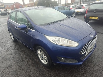 2016 (66) - 1.25 Zetec Hatchback 5dr Petrol Manual Euro 6 (82 ps)