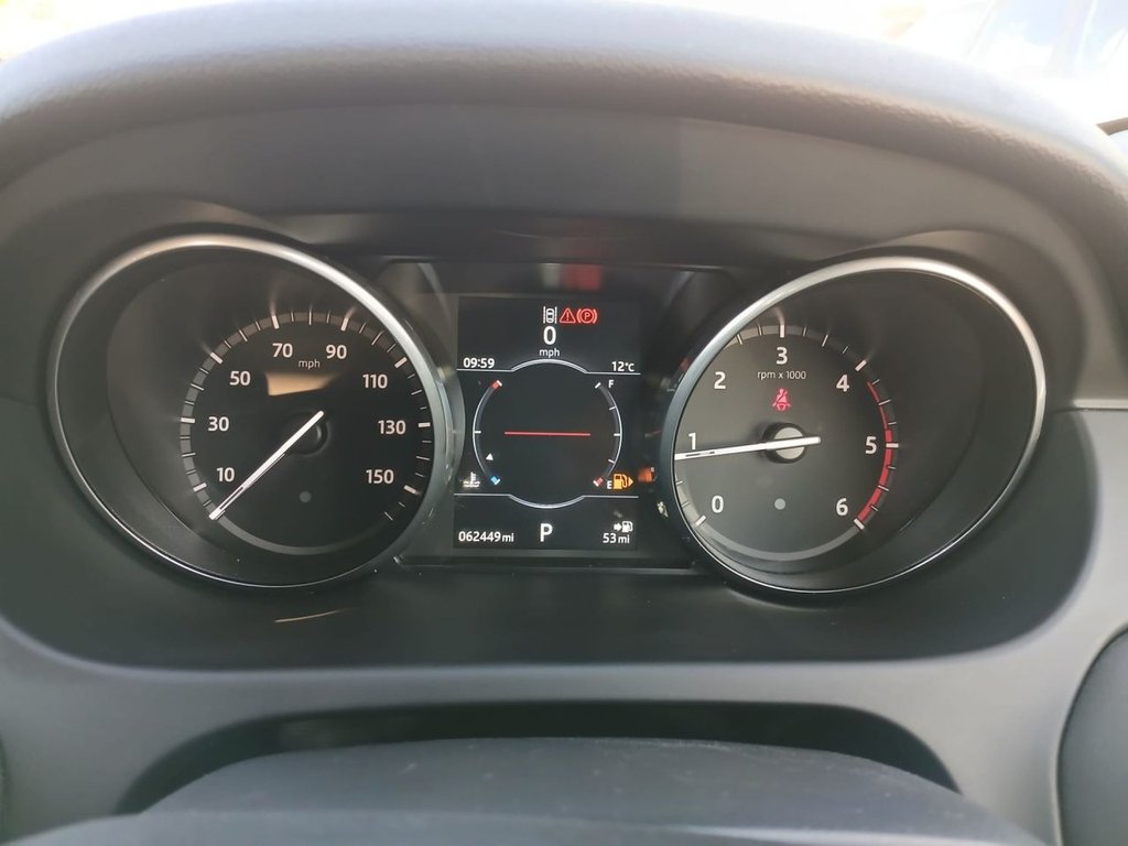 Used Land Rover Discovery Sport 2017 for sale - 76417396: Photo 4