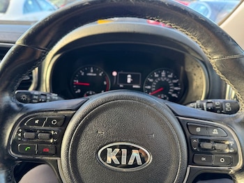 Used Kia Sportage 2016 for sale - 76758655: Photo