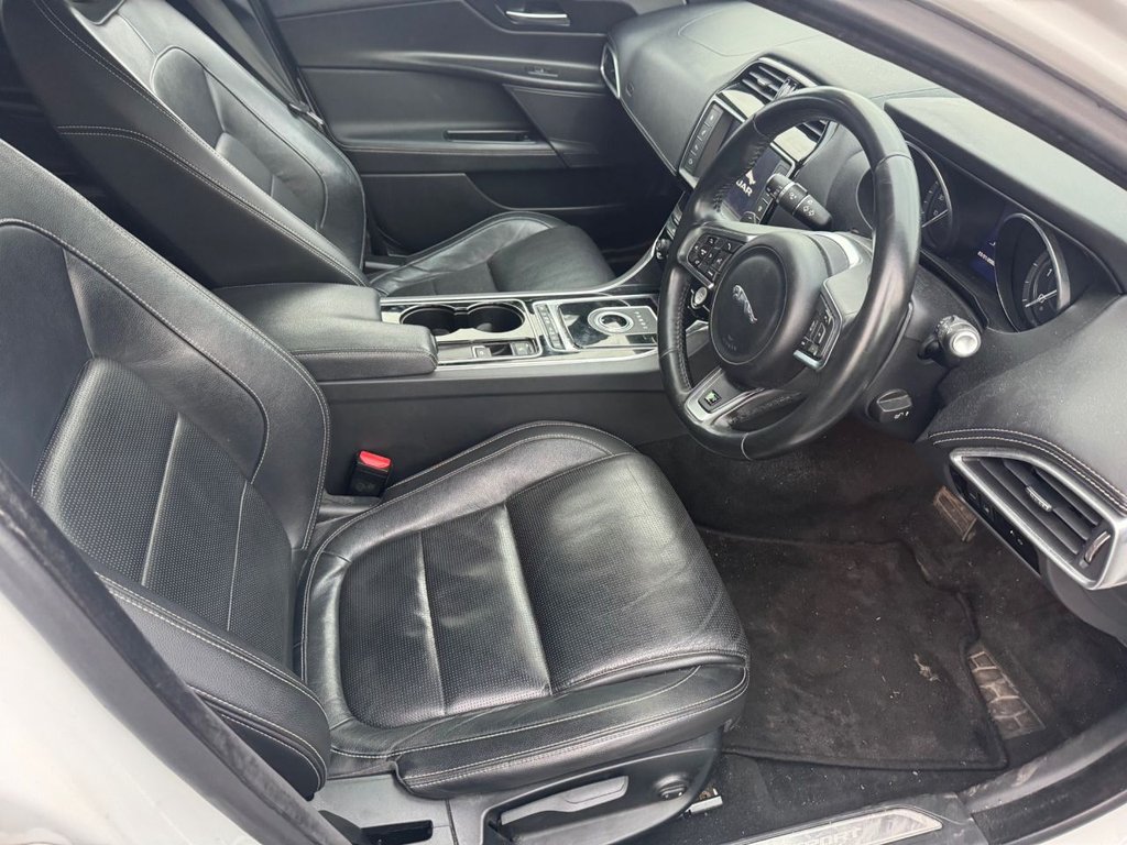 Used Jaguar XE 2015 for sale - 77571717: Photo 15