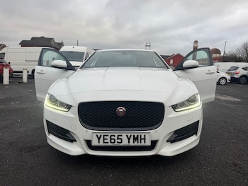 Used Jaguar XE 2015 for sale - 77571717: Photo