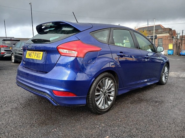 Used Ford Focus 2018 for sale - 76315698: Photo 2