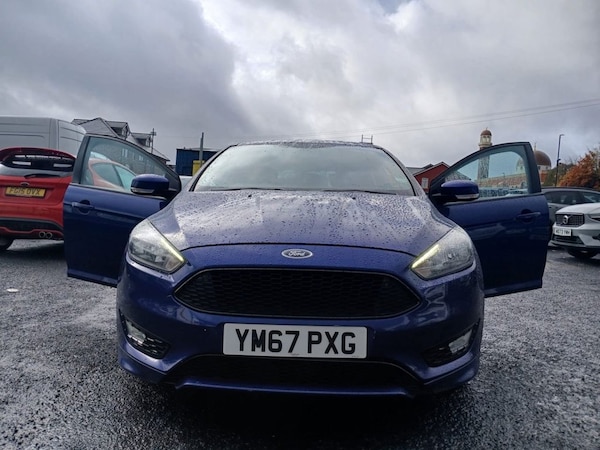 Used Ford Focus 2018 for sale - 76315698: Photo 3