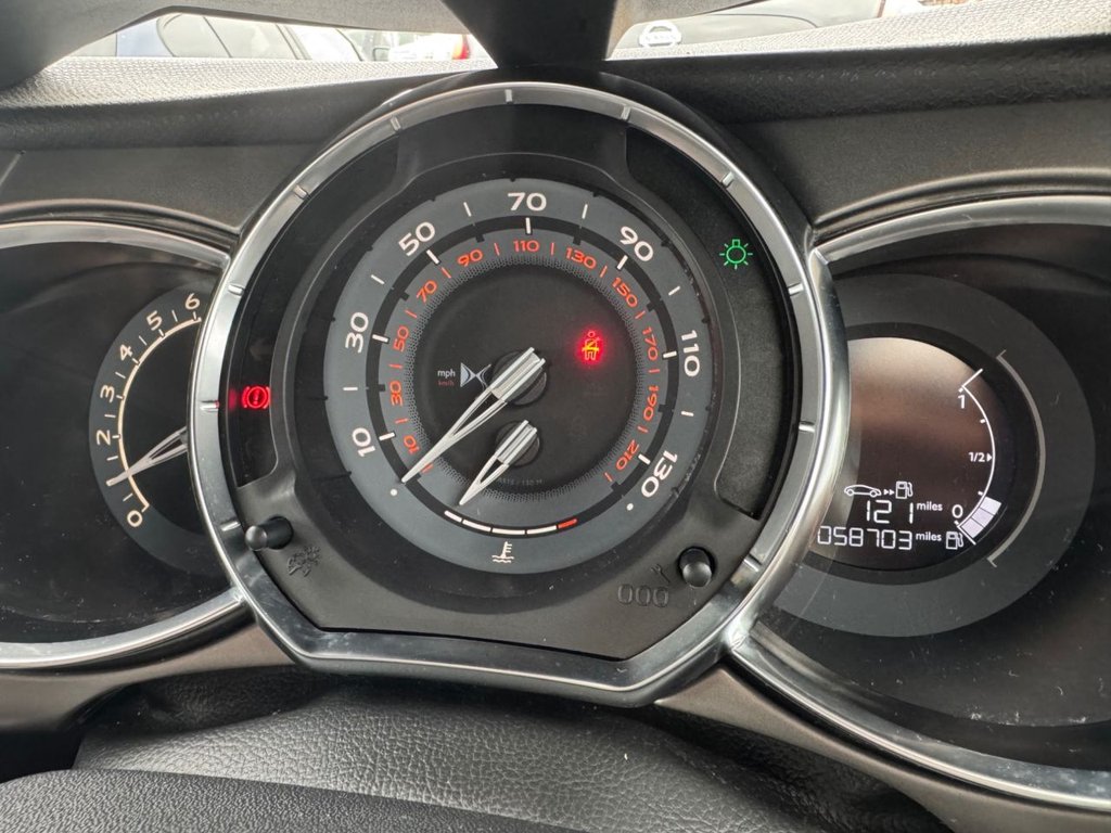 Used DS Automobiles DS 3 2017 for sale - 77835861: Photo 4