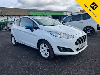 Used Ford Fiesta 2016 for sale - 77667407: Photo