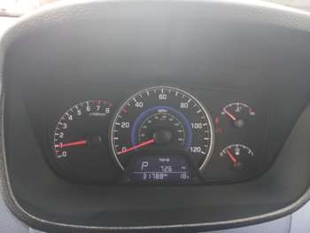 Used Hyundai i10 2014 for sale - 74916023: Photo