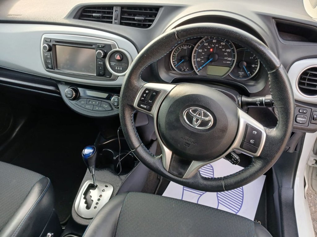 Used Toyota Yaris 2013 for sale - 77072359: Photo 12
