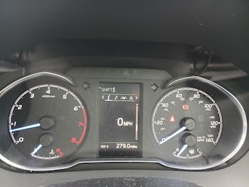 Used Toyota Yaris 2018 for sale - 75974081: Photo
