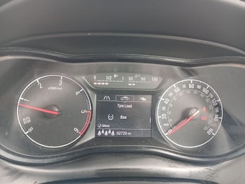 Used Vauxhall Zafira Tourer 2017 for sale - 75579621: Photo