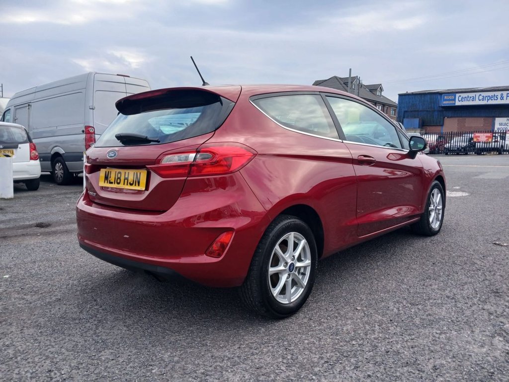 Used Ford Fiesta 2018 for sale - 76163232: Photo 2
