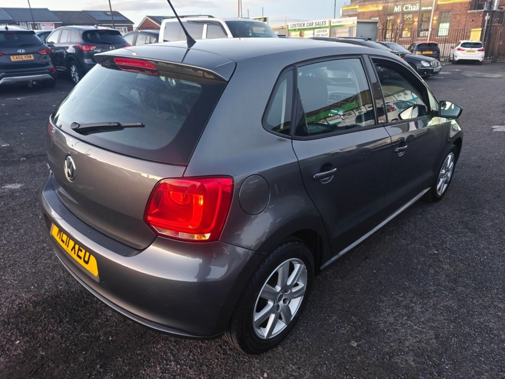 Used Volkswagen Polo 2011 for sale - 76647674: Photo 2