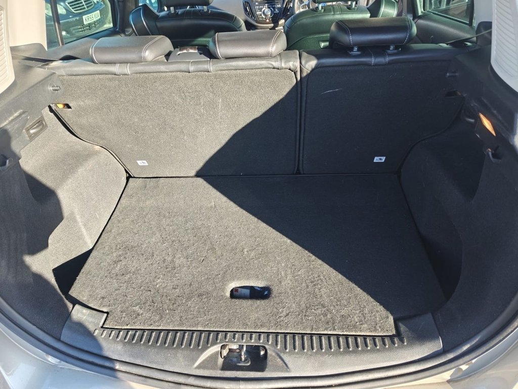 Used Ford B-MAX 2013 for sale - 76647724: Photo 11