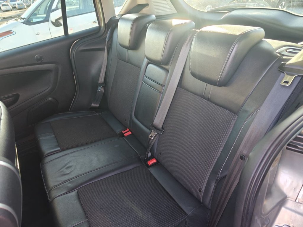 Used Ford B-MAX 2013 for sale - 76647724: Photo 15