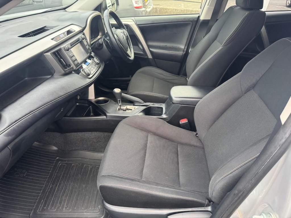 Used Toyota RAV4 2013 for sale - 77681084: Photo 11